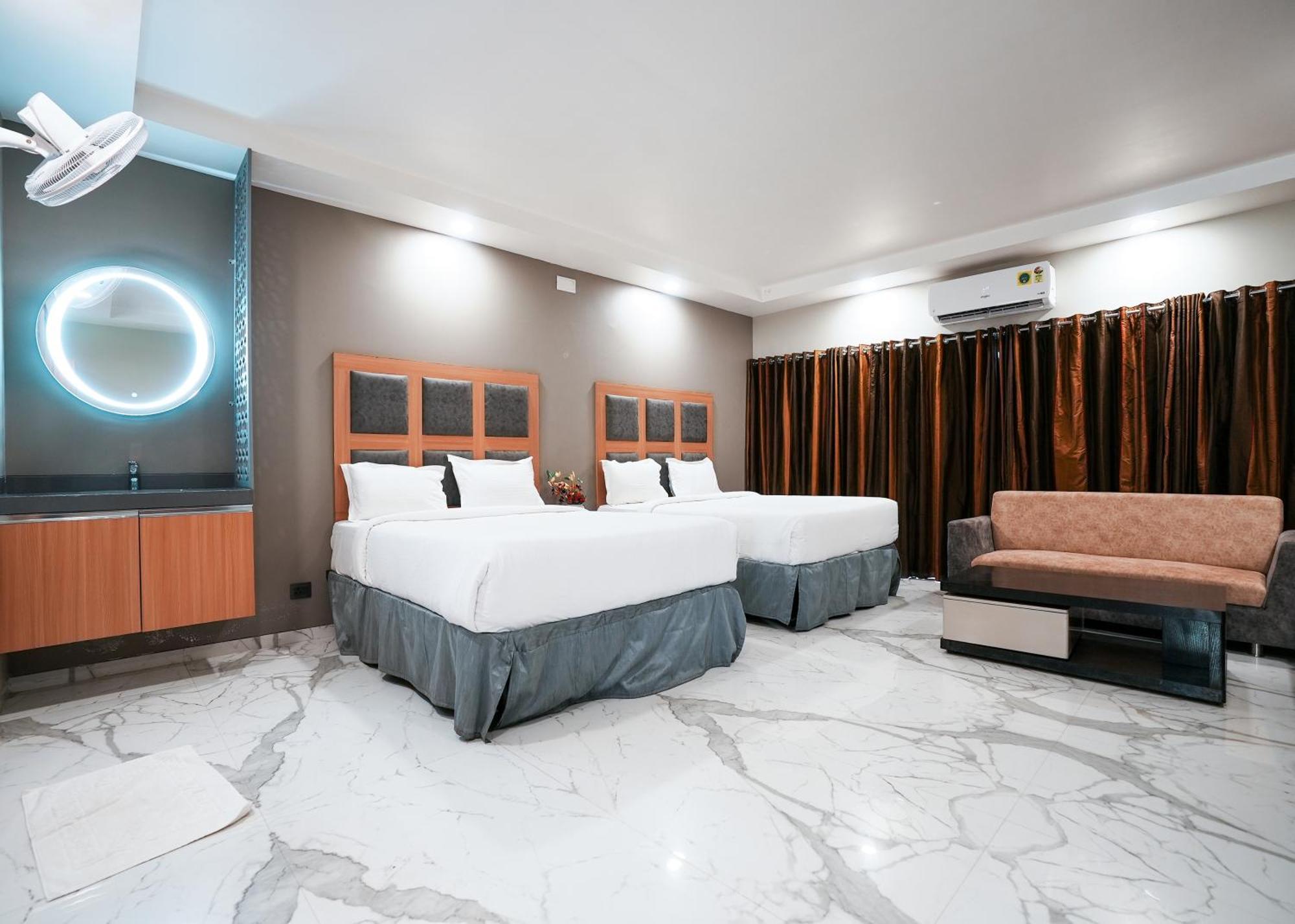 Rupis Resort Near Udaipur Airport Dabok 外观 照片