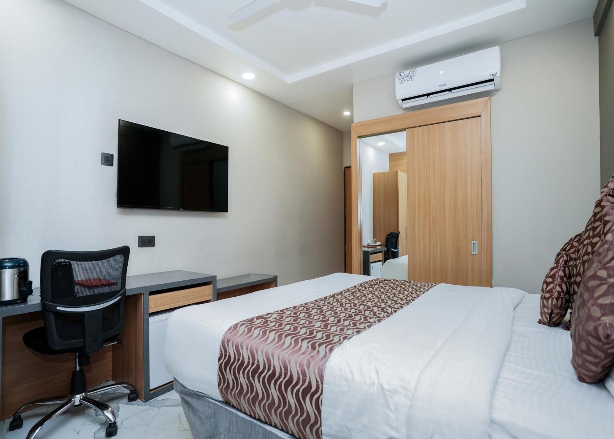 Rupis Resort Near Udaipur Airport Dabok 外观 照片