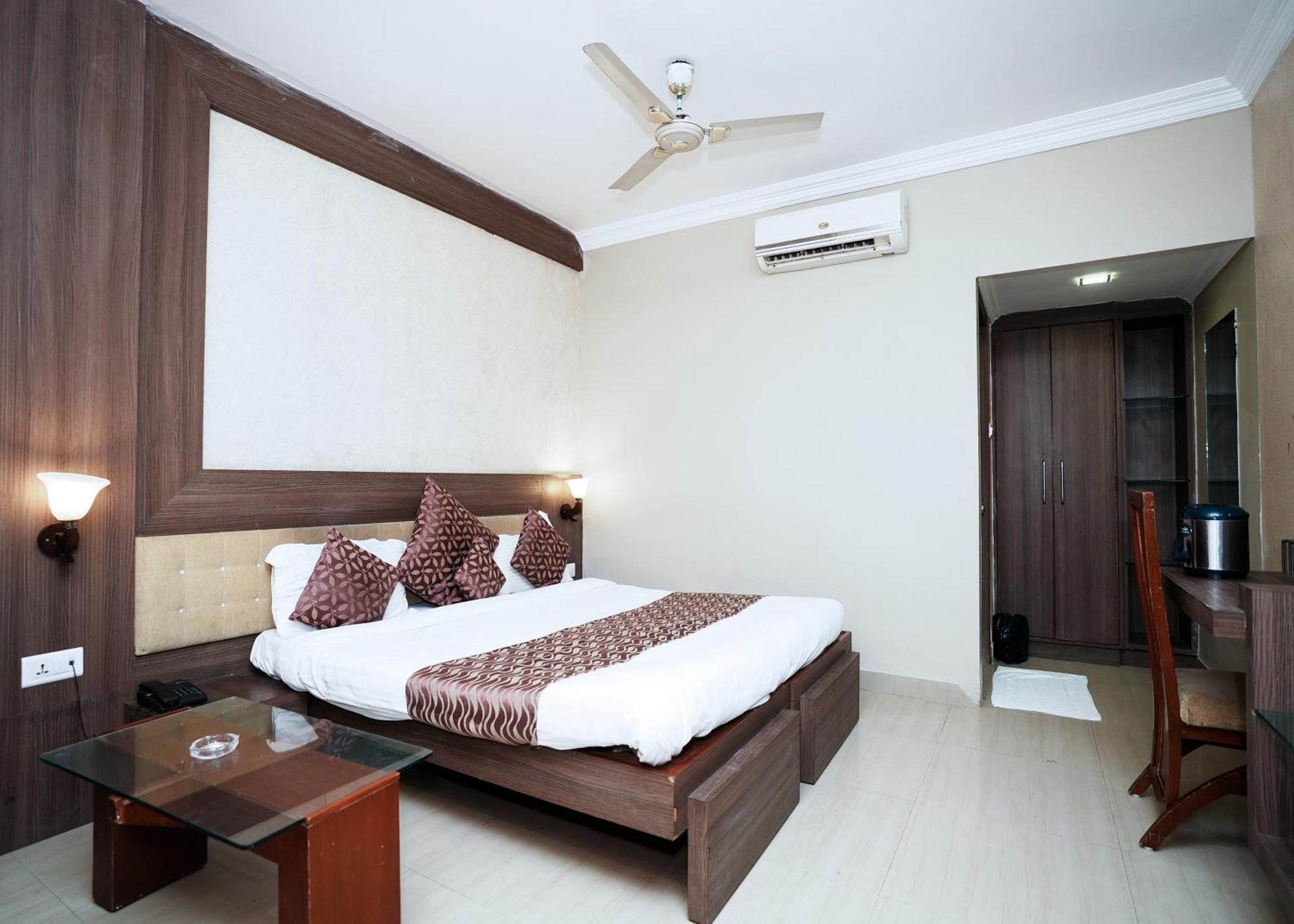 Rupis Resort Near Udaipur Airport Dabok 外观 照片